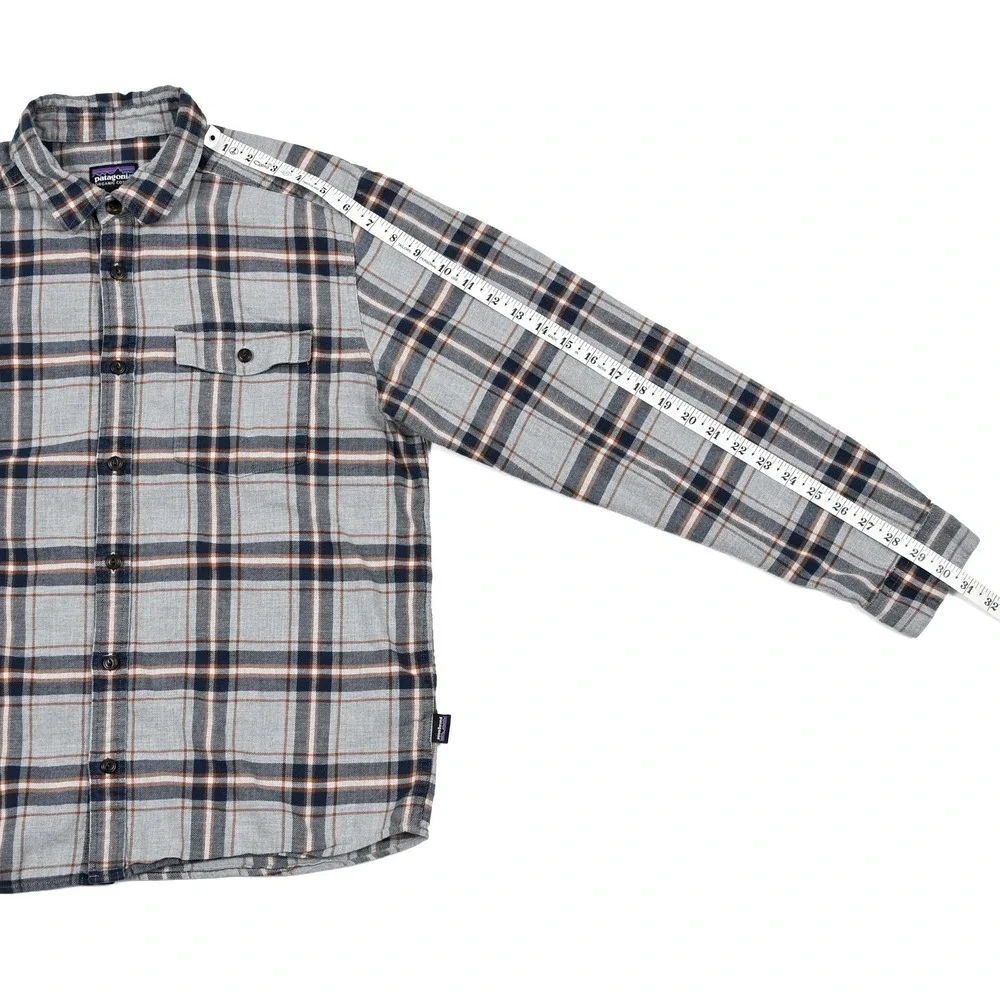 Patagonia Men's M Fjord Flannel L/S Lightweight‎ Shirt Plaid Style 54020 Hiking